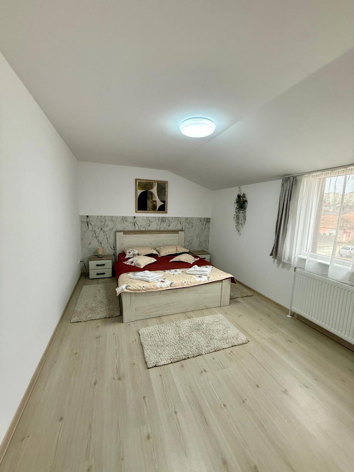 Jokai Apartments Nr7, Code Entry Sfântu-Gheorghe Eksteriør billede